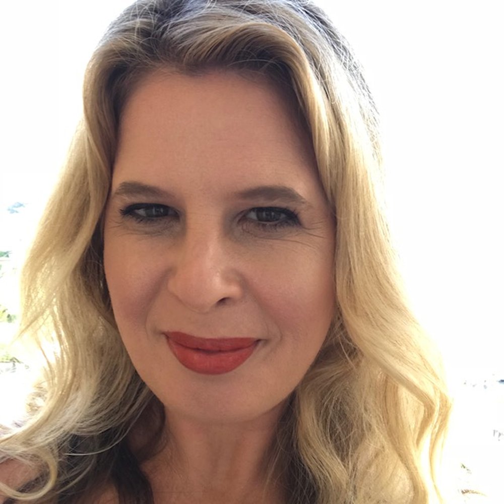 Almond On The Grid - So thrilled with my makeup & hair! - Makeup Artists Near Me Almond On The Grid - So thrilled with my makeup & hair! - Makeup Artists Near Me