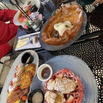 Brunch at Peony - Breakfast & Brunch Near Me - Suwanee, Georgia