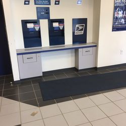 US Post Office - Omg...the post office would go out of business if it wasn't subsidized...