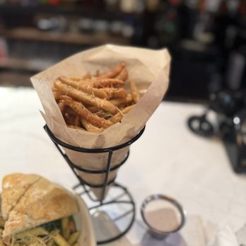 Bisbee's Table - Truffle fries - American Near Me - Bisbee, Arizona