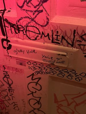 Tweedy's Bar by null