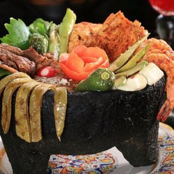 El Pescador - Fillmore - Our famous "Molcajete".