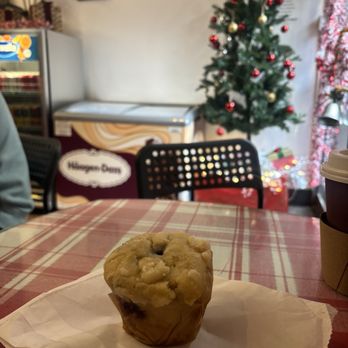Cafe Encore - Blueberry Muffin - Coffee & Tea Near Me - San Francisco, California