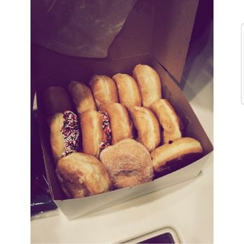 Donut Scene - a box of doughnuts with sprinkles - Donuts Near Me - Strongsville, Ohio Donut Scene - a box of doughnuts with sprinkles - Donuts Near Me - Strongsville, Ohio