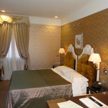 Hotel Moresco - Hotels Near Me - Venezia, VE