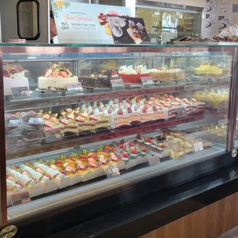 85°C Bakery Cafe-Orange - Coffee & Tea Near Me - Orange, California