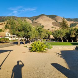 Houses in the back where you can stay overnight