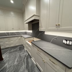 Ferrer & Son Construction