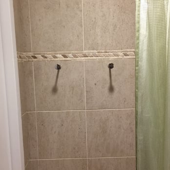 Children's Memorial Hermann Hospital - Signature Suite Shower - Hospitals Near Me - Houston, Texas
