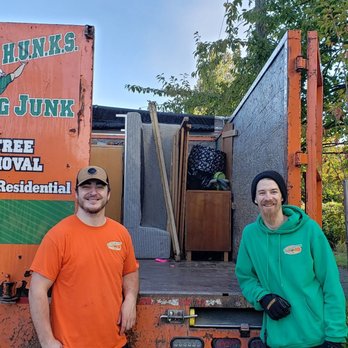 College Hunks Hauling Junk & Moving - Sawyer and Josh are a great team. - Movers Near Me - Seattle, Washington College Hunks Hauling Junk & Moving - Sawyer and Josh are a great team. - Movers Near Me - Seattle, Washington