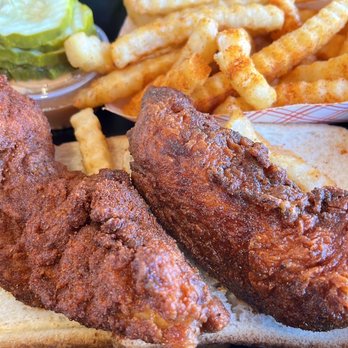 Dave's Hot Chicken - Chicken Shop Near Me - Newton, Massachusetts