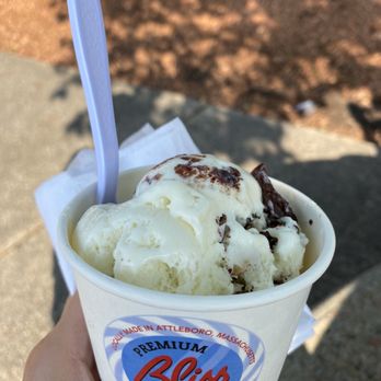 Bliss Dairy Restaurant - a hand holding a cup of ice cream - Ice Cream & Frozen Yogurt Near Me - Attleboro, Massachusetts Bliss Dairy Restaurant - a hand holding a cup of ice cream - Ice Cream & Frozen Yogurt Near Me - Attleboro, Massachusetts