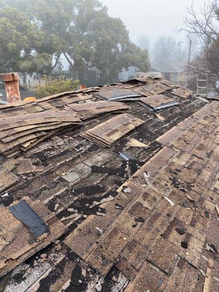 Slide of Expert Roofing Contractors