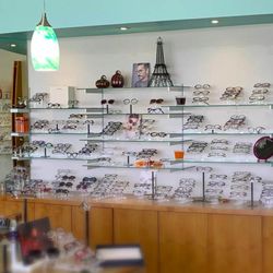StylEyes - Visit our large optical in West Des Moines