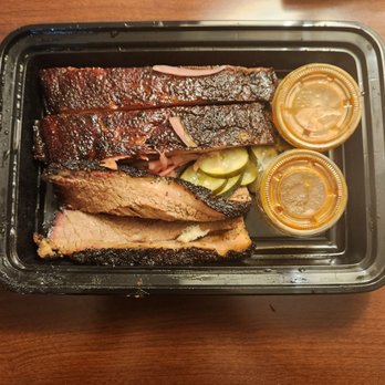 Matt's BBQ - Brisket and Pork BBQ - Food Trucks Near Me - Portland, Oregon