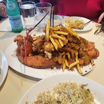 Yang Kee Dumpling-ROSEVILLE - Lobster delight - Dim Sum Near Me - Roseville, California Yang Kee Dumpling-ROSEVILLE - Lobster delight - Dim Sum Near Me - Roseville, California