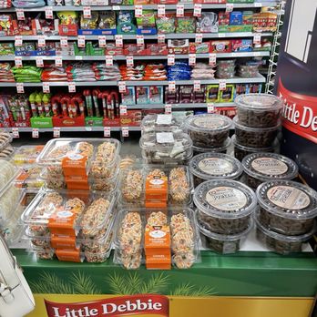 Spring Market - Grocery Near Me - Diana, Texas