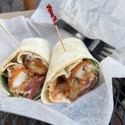 Slainte Public House - Buffalo Chicken wrap