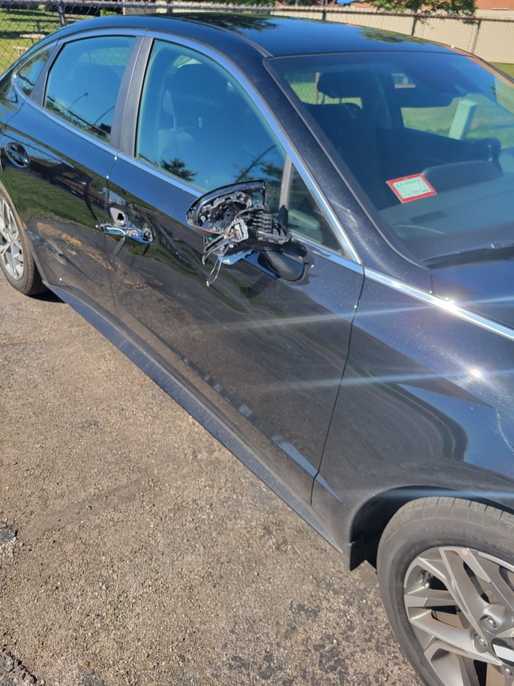 JOHNNY’S BODY SHOP Updated September 2024 6525 Oak Forest Ave