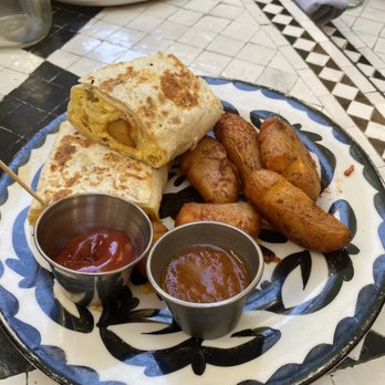 Domingo - Breakfast Burrito - Cocktail Bars Near Me - San Antonio, Texas
