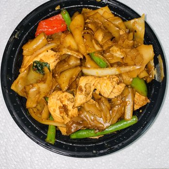 Mira Sushi - Queens - Drunken Noodle w. Chicken sans the Eggs & Carrots - Sushi Bars Near Me - Flushing, New York Mira Sushi - Queens - Drunken Noodle w. Chicken sans the Eggs & Carrots - Sushi Bars Near Me - Flushing, New York