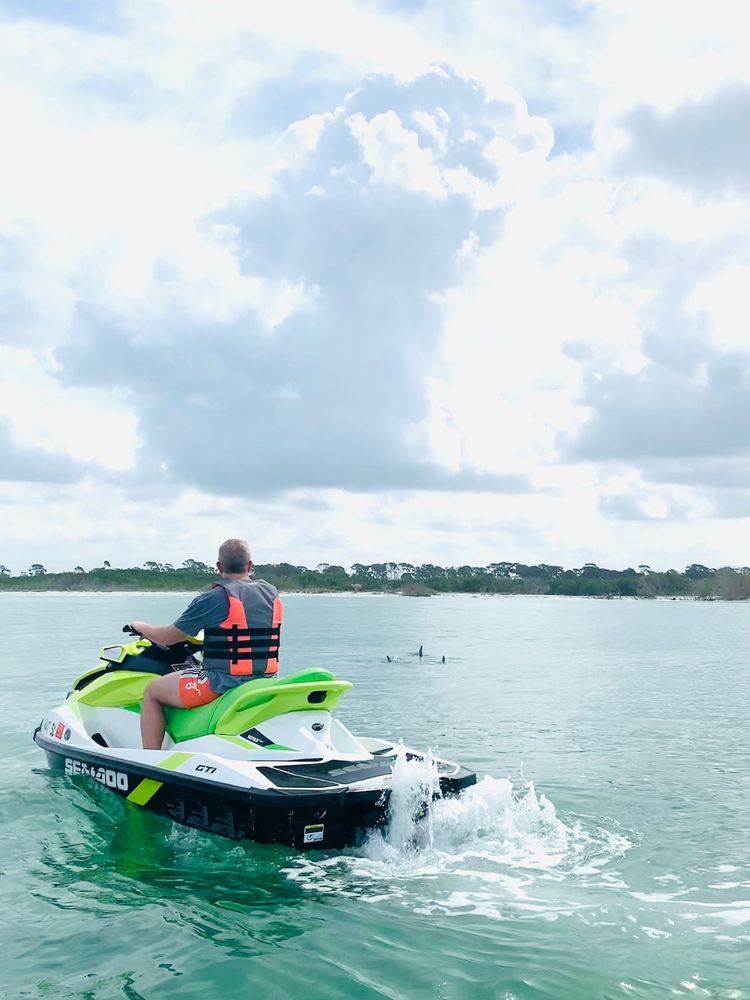 Cap’n C’s Jet Ski Rental & Tours Logo