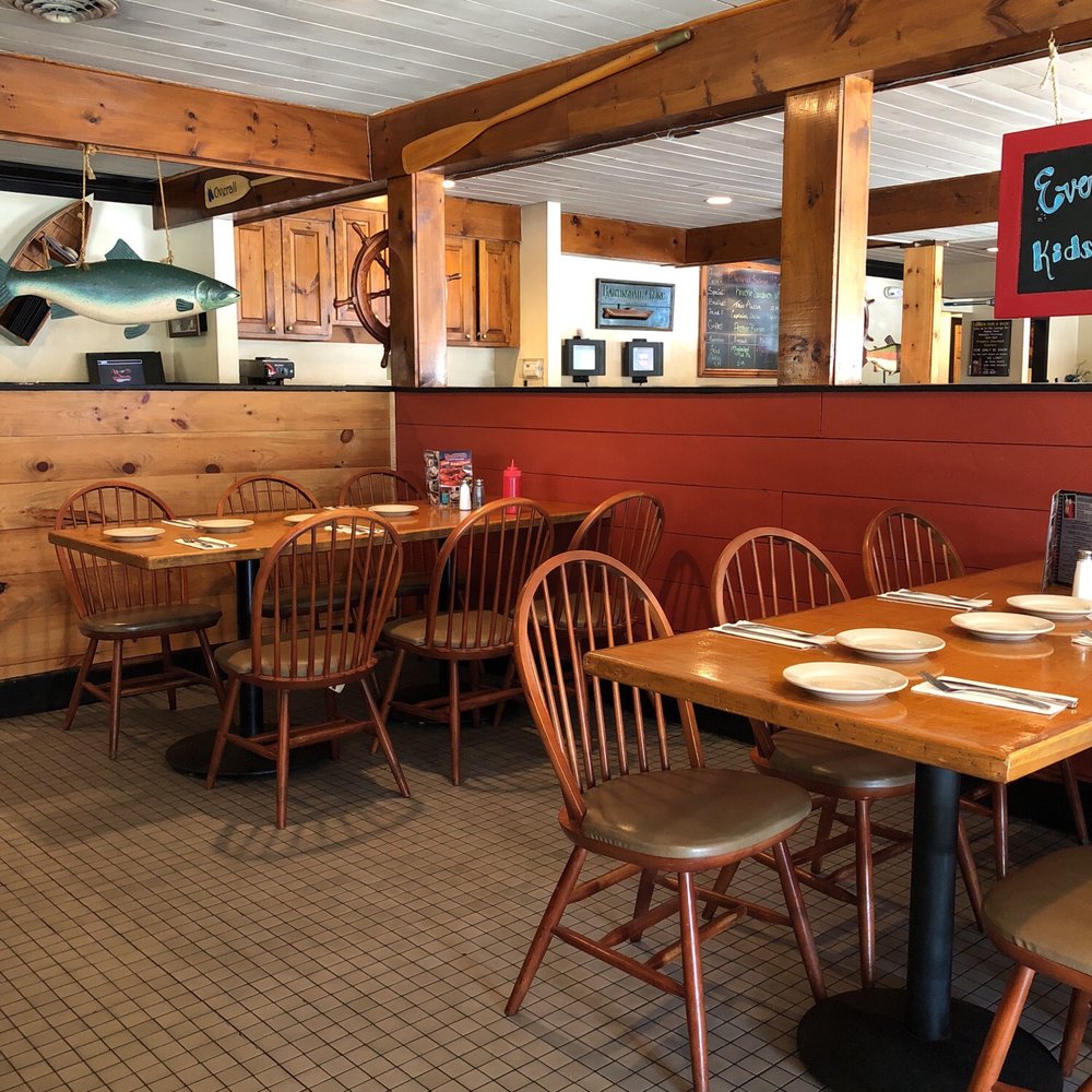 Weathervane Seafood Restaurant - Large dining room and well-organized area for easy moving around. Unlike many chain restaurants I've been to. - Seafood Near Me - Chichester, New Hampshire Weathervane Seafood Restaurant - Large dining room and well-organized area for easy moving around. Unlike many chain restaurants I've been to. - Seafood Near Me - Chichester, New Hampshire
