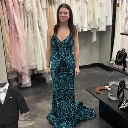 Adore Formal Wear & Bridal Boutique