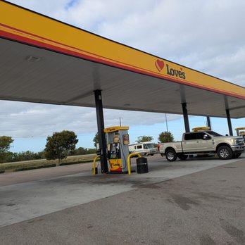 Love's Travel Stop - Love's Travel Stop, Moore Haven - Convenience Stores Near Me - Moore Haven, Florida