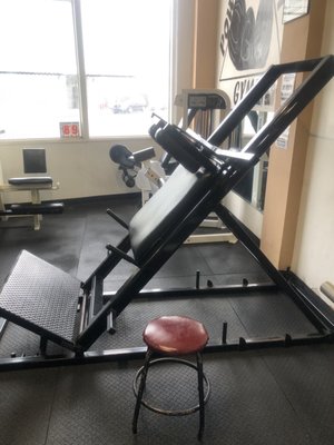 Photo of Diego's Power Alley Gym - Oakland, CA, US. Leg Machine