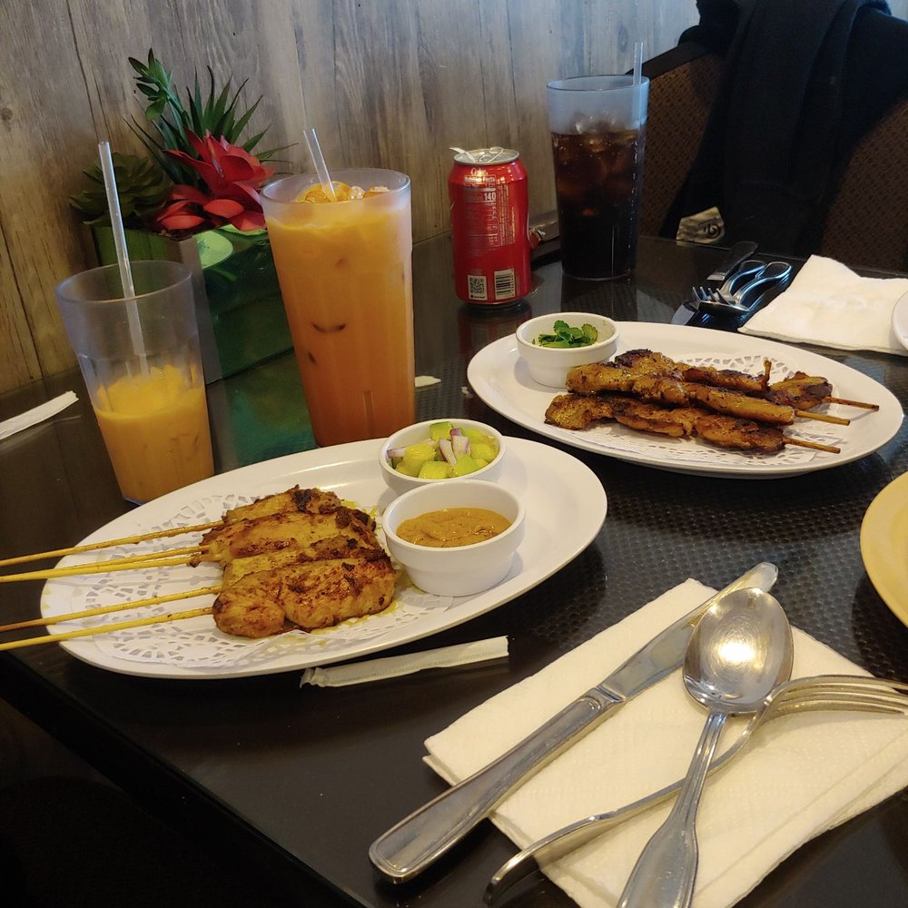 Surin Thai Eatery - Chicken satay, Thai Iced tea, chicken on skewer - Thai Near Me - Simi Valley, California