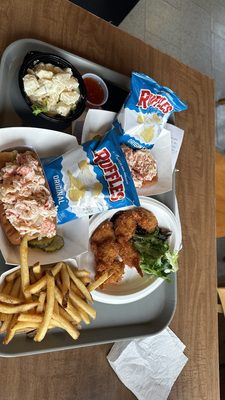 Shaw's Fish & Lobster Wharf by null