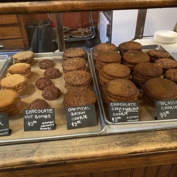 Simple Simon's Bakery & Bistro - Bakeries Near Me - Riverside, California