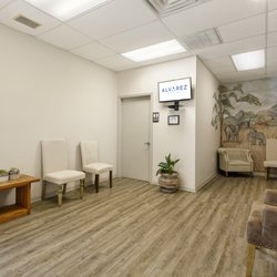 Alvarez Dental