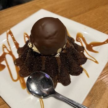 Chili's - Molten Chocolate Cake - American Near Me - Augusta, Georgia Chili's - Molten Chocolate Cake - American Near Me - Augusta, Georgia