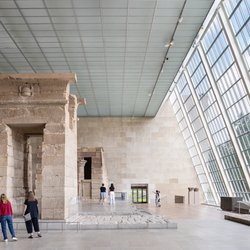 View of The Temple of Dendur © The Metropolitan Museum of Art. Photo by Bridgit Beyer