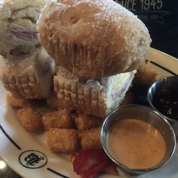 Bosscat Kitchen & Libations - Monte Cristo - New American Near Me - Houston, Texas