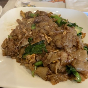 Chada Thai - Pad See Ew - Thai Near Me - Garden Grove, California Chada Thai - Pad See Ew - Thai Near Me - Garden Grove, California