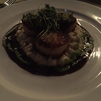 Geoffrey's Malibu - Scallops - Seafood Near Me - Malibu, California Geoffrey's Malibu - Scallops - Seafood Near Me - Malibu, California
