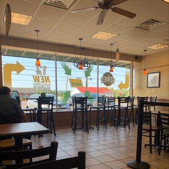Subway - Seating area - Sandwiches Near Me - Vestal, New York