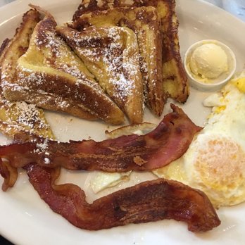 Blue Moon Diner - American Near Me - Beaverton, Oregon
