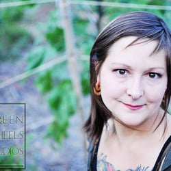 Green Wheels Studios - Boggy Creek Farm on location