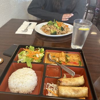 Arawan Thai Cuisine - Thai Near Me - Sausalito, California