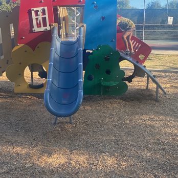 Veteran's Memorial Park - Parks Near Me - Culver City, California