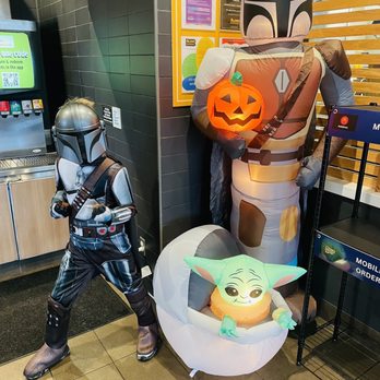 McDonald's - Burgers Near Me - Monroeville, Pennsylvania