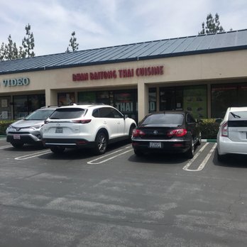 Bhan Baitong - Outside of the restaurant - Thai Near Me - Lake Forest, California