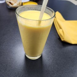 Mango lassi