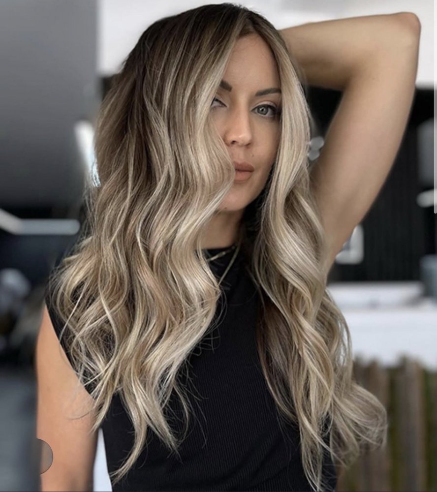 Hair By Tonya Logo