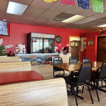 El Hidalguense Restaurant - Interior - Mexican Near Me - Grand Prairie, Texas El Hidalguense Restaurant - Interior - Mexican Near Me - Grand Prairie, Texas