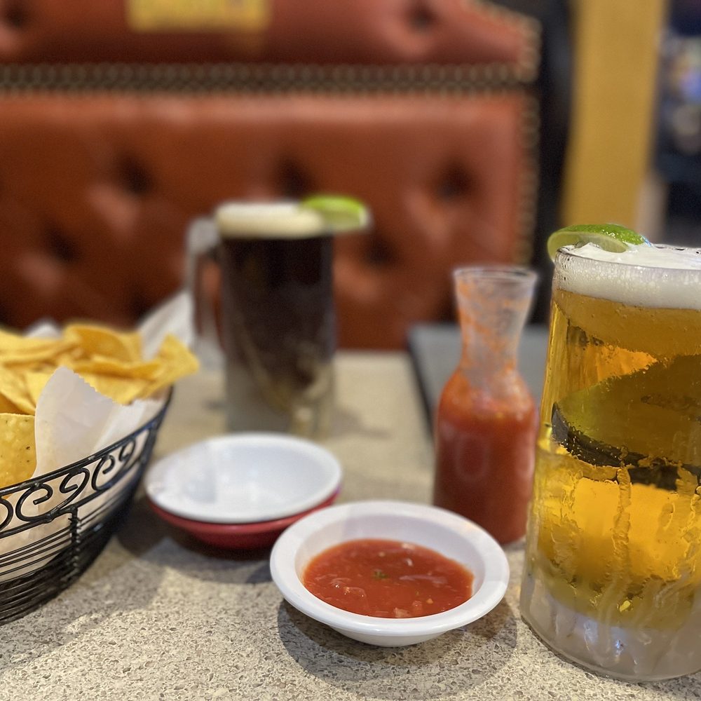 El Jinete - Chips and salsa - Steakhouses Near Me - Cincinnati, Ohio El Jinete - Chips and salsa - Steakhouses Near Me - Cincinnati, Ohio